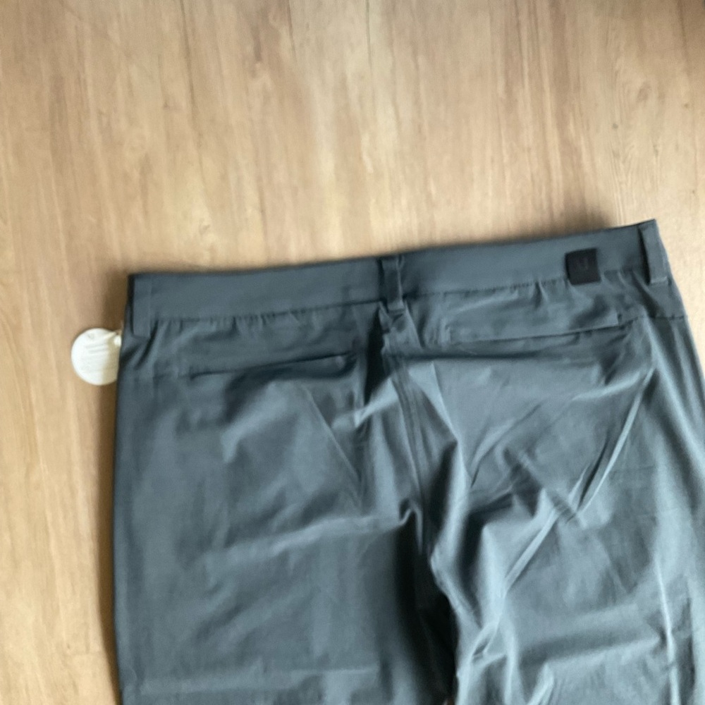 Vuori Men's Aim Pants Sz 36 new with tags - Picture 9 of 16